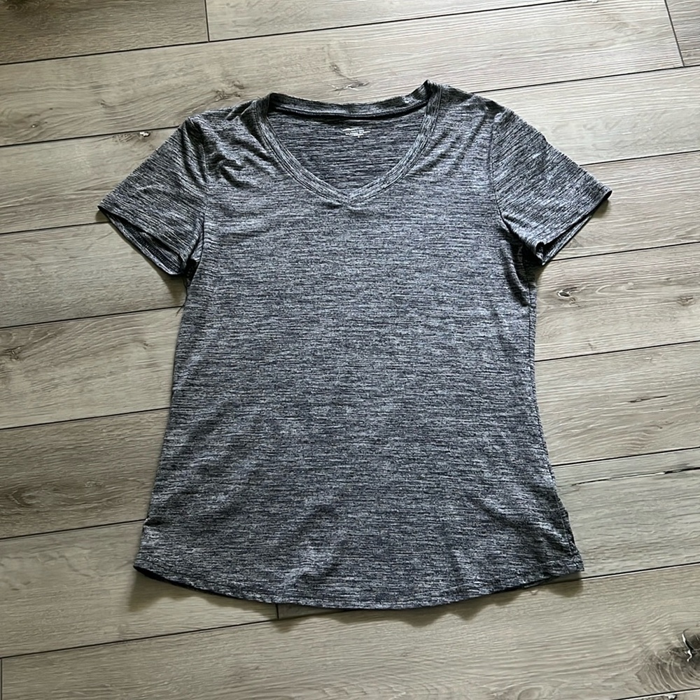 Active V-Neck